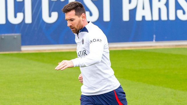 Lionel Messi entrenó a la par de sus compañeros después del conflicto por su viaje a Arabia Saudita.