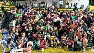 Comercio festejó el tetracampeonato con comodidad.