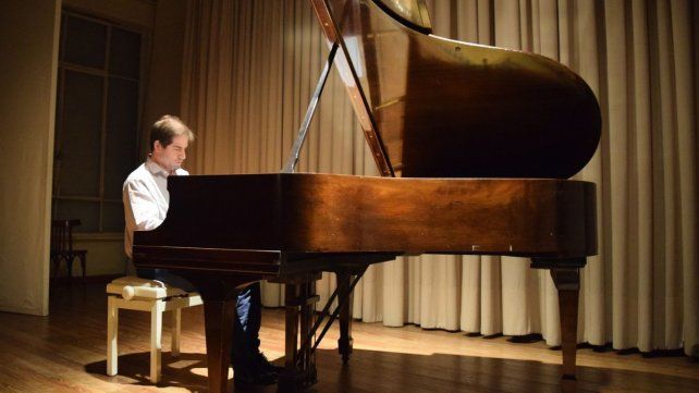 Piano Adentro se presenta en Gualeguay y prepara una gira por Buenos Aires