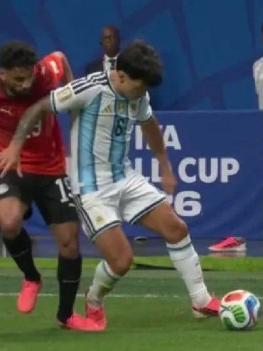 La FIFA explica las dos polémicas de Argentina vs. Egipto: No nos dejamos influenciar