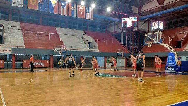 Rivadavia B dio vuelta la serie ante Unión y se instaló en las semifinales de la Copa de Plata. Rivadavia B dio vuelta la serie ante Unión y se instaló en las semifinales de la Copa de Plata.