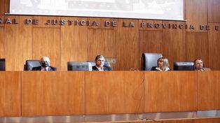 Hubo una reunión del Jurado de Enjuiciamiento este lunes.&nbsp; &nbsp;