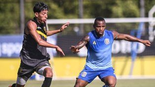 Jaminton Campaz sería titular en el amistoso de Central ante Sarmiento.