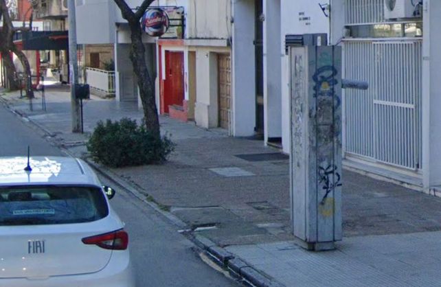 Quieren que las viejas cabinas telefónicas ofrezcan wifi y permitan cargar celulares 
