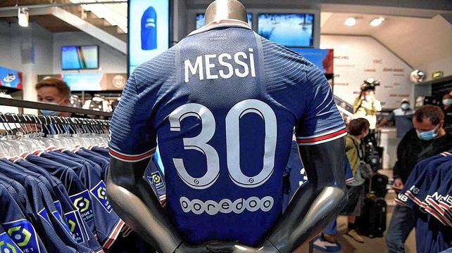 El PSG desmiente la venta de un millón de camisetas de Messi