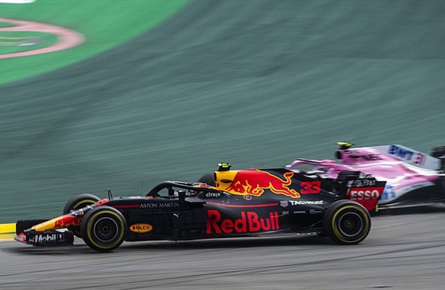 Max Verstappen marcó el rumbo en Singapur