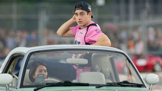 Franco Colapinto, en el paseo previo por el trazado de Marina Bay. Franco Colapinto, en el paseo previo por el trazado de Marina Bay.
