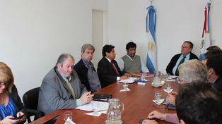 Emergencia Hídrica: realizan obras de limpieza de canales y mantenimiento de bombas