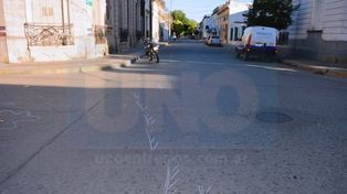 Borracho en Toyota chocó y fracturó a un policía
