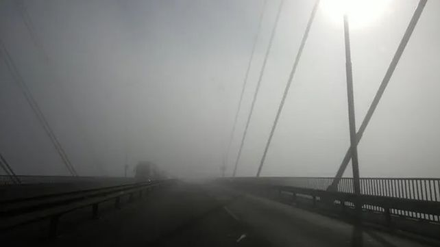 Zárate-Brazo Largo está cortado al tránsito por niebla