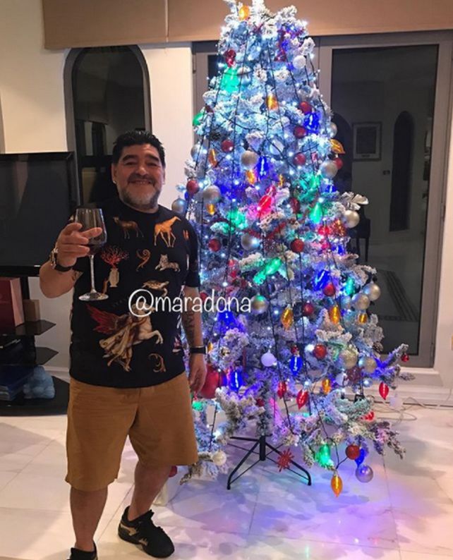El mensaje navideño de Maradona con fuerte crítica