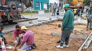 Trabajos de bacheo en la ciudad de Santa Fe