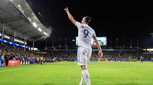 Ibrahimovic desechó una oferta millonaria de Milan