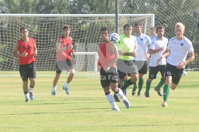 Colón no pudo en Santa Fe con Sarmiento de Junín
