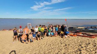 Iniciaron su aventura desde la playa de Villa Urquiza.