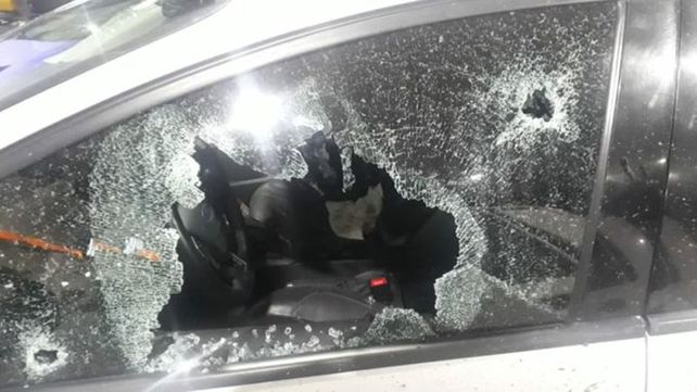 Atacan a balazos al jefe de la Federal de Santa Fe en la autopista a Buenos Aires