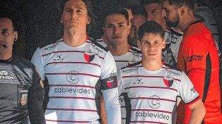 El plantel de Colón realizará el último ensayo en Mar del Plata a la espera de visitar este sábado a Aldosivi.