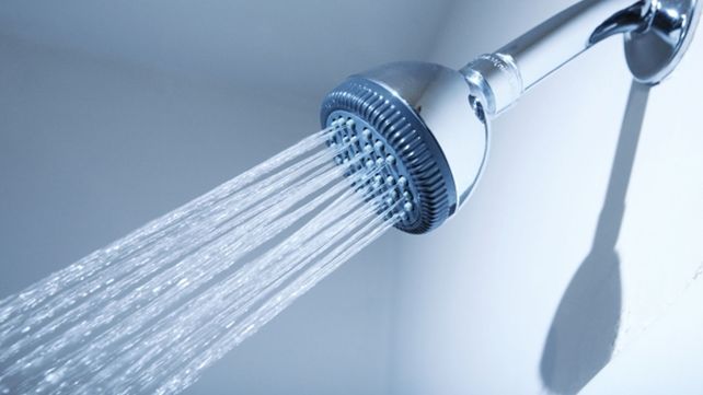 Es mejor ducharse ¿a la mañana o a la noche?