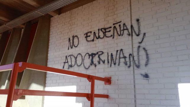 Pintadas con amenazas en la Universidad de Cuyo