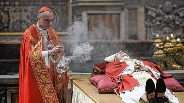 Vaticano: una multitud despide a Benedicto XVI&nbsp;