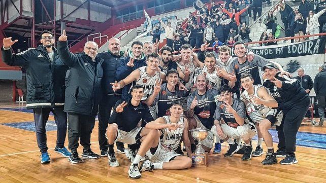 Almagro retuvo el título en el Torneo Dos Orillas al batir a Ciclista en el Ángel Malvicino.