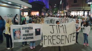 Familiares y amigos de Jimi Altamirano marcharon para pedir justicia