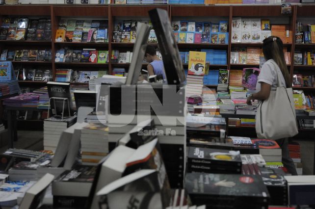 Diversidad. Hay compradores que optan por buscar precios de cada productos y otros que se llevan todo de un solo lugar.