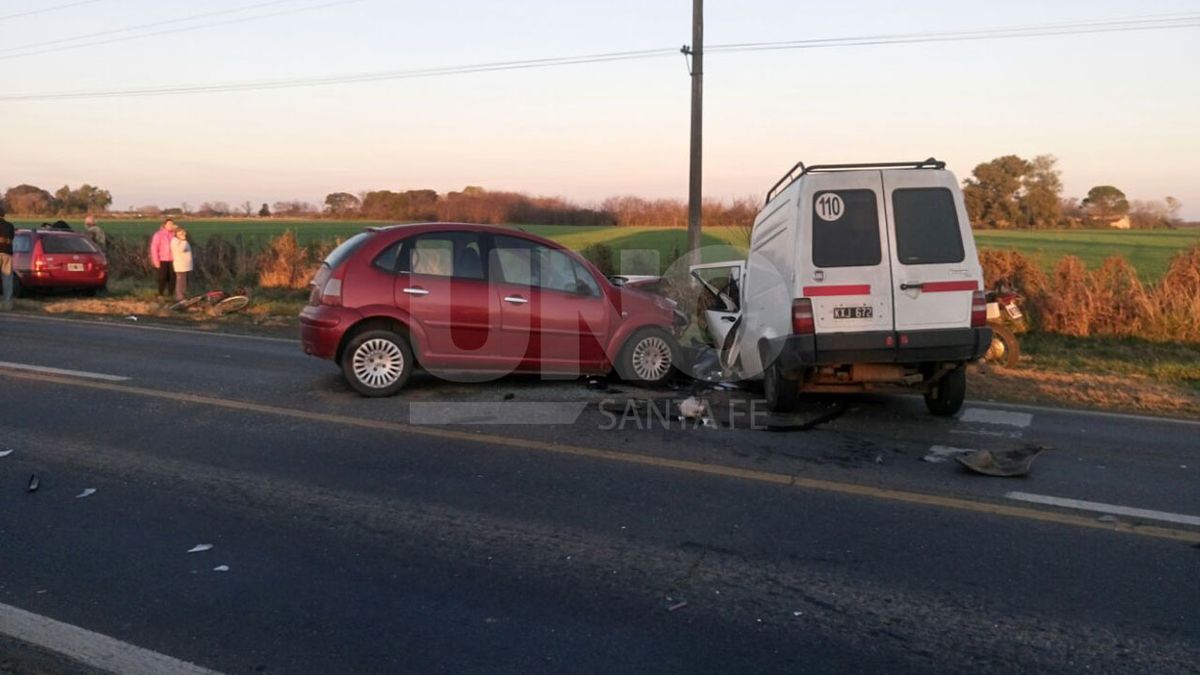 Violento choque frontal en la ruta nacional 11 que terminó con un ...