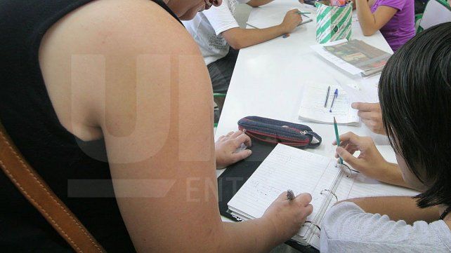 {altText(Más de 180 ONGs relanzan la Campaña Nacional por la Alfabetización #QueEntiendanLoQueLean para visibilizar y revertir la crítica situación de la educación,Educación: uno de cada dos chicos no entiende lo que lee)}