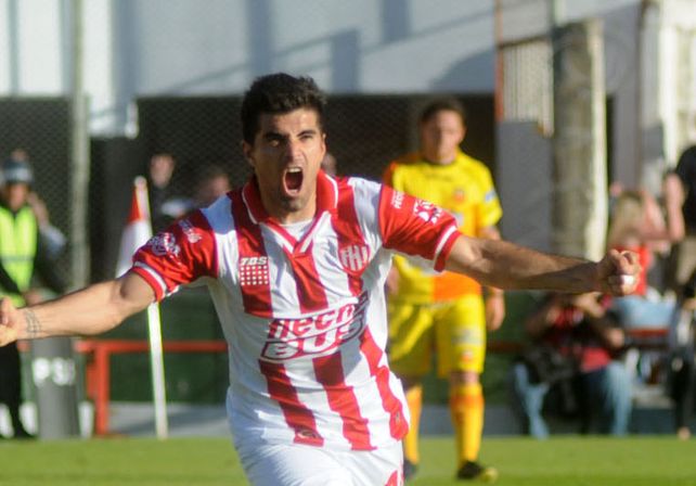 “Mi idea es jugar en Primera y con Unión”