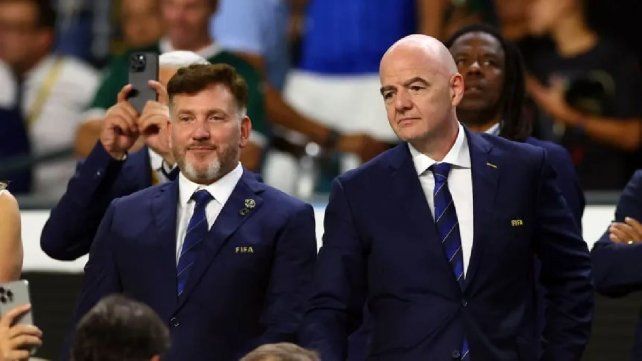 El comunicado de Conmebol en medio de la guerra entre FIFA y UEFA: Primero está el fútbol.