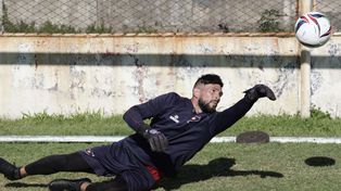 Uno charrúa. Matías Giroldi sigue mostrando un buen rendimiento en Central Córdoba a pesar del flojo desempeño que viene realizando el primer equipo.&nbsp; 