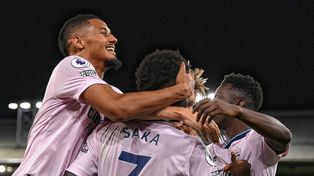 La Premier League puso primera.