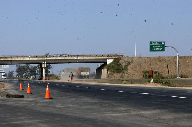 Deuda. En el tramo santafesino la obra fue realizada por la provincia. Nación se había comprometido a hacer el puente Santa Fe–Santo Tomé en contraprestación