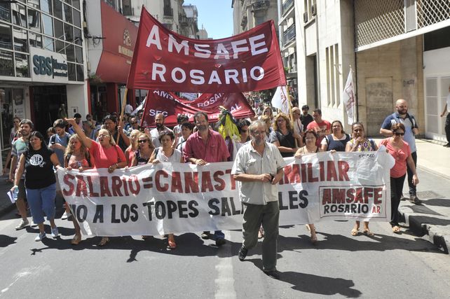 Por la inflación, la provincia cambió la propuesta a los docentes