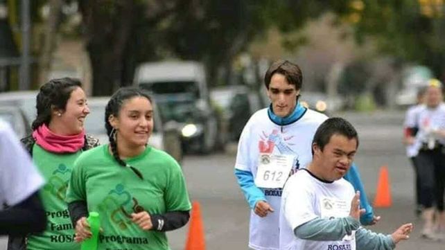 Sofía y Bianca junto a sus hermanos
