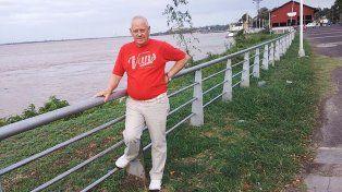 La familia de Oscar Danilo Arduino continúa buscando al hombre de 76 años que falta desde el 2 de enero en Paraná. Los rastrillajes en la costa fueron negativos
