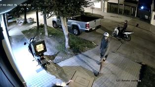 El violento robo sucedió en Cassanello 2300 en barrio María Selva.
