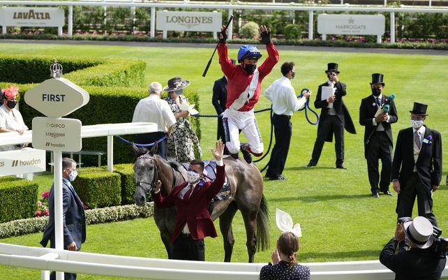 Royal Ascot, las carreras hípicas que se mezclan con el glamour de los royals británicos