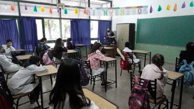 La provincia de Santa Fe terminará las clases en diciembre para dar comienzo a las vacaciones de verano.