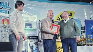 Lifschitz participó de la Fiesta Nacional y Provincial de Pesca del Amarillo de Helvecia