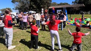 La comisión directiva del hogar Conscripto Bernarde de La Paz, lanzó al rifa navideña, una acción solidaria que ayuda a la insitución a seguir acompañando a los niños del hogar