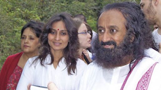 La Afip demoró a Ravi Shankar en Puerto Iguazú por presunta evasión
