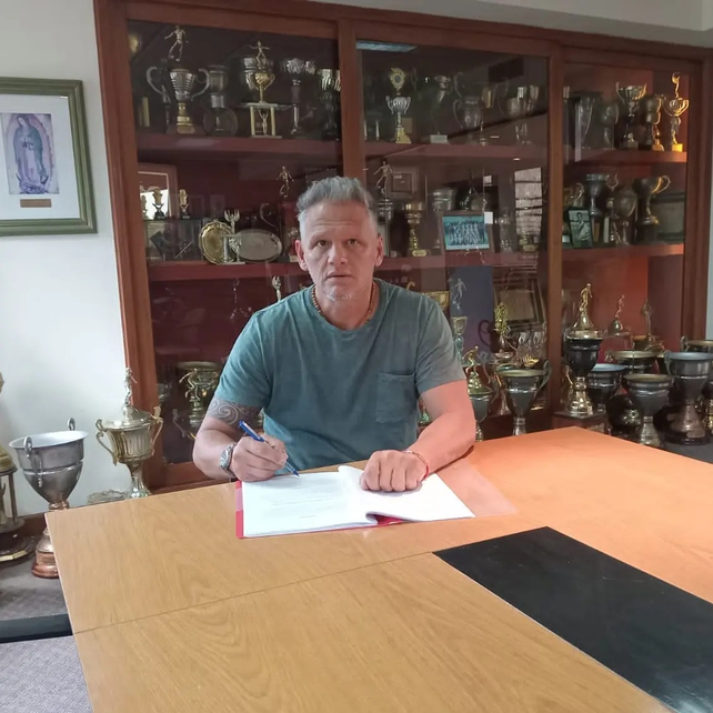 Christian Sebastián Cejas será el entrenador de Sportivo Las Parejas en la temporada 2024
