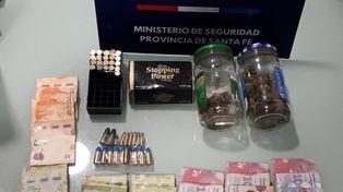 Parte de lo secuestrado en los allanamientos