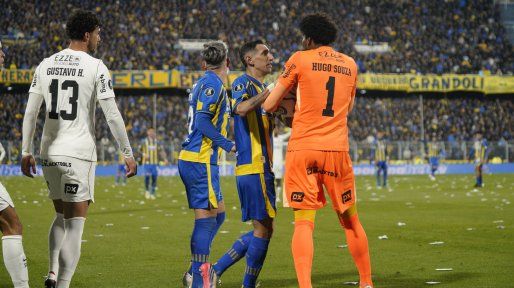 Quiénes son los tres jugadores de Central que deben cuidarse de las amarillas