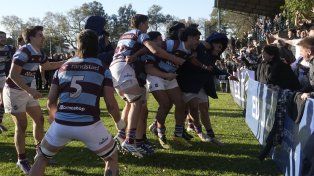 Top 14: Atlético del Rosario venció a Belgrano y en el triunfo encontró un desahogo