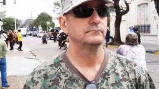 Alejandro Pata Mendoza, autoconvocado en la búsqueda de Loan Peña, fue hallado con un tiro de arma de fuego. Había denunciado a operadores de Fauna&nbsp;