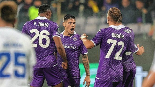 Lucas Martínez Quarta abrió la cuenta para el conjunto italiano.