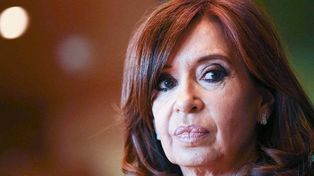 Rechazan cautelar de Cristina Fernández para restablecer su asignación mensual vitalicia.